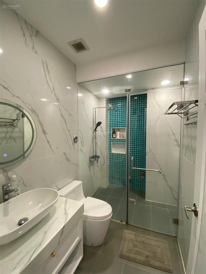 Bán nhà mặt tiền bạch đằng  đối diện công viên gia định  kề sân bay tân sơn nhất