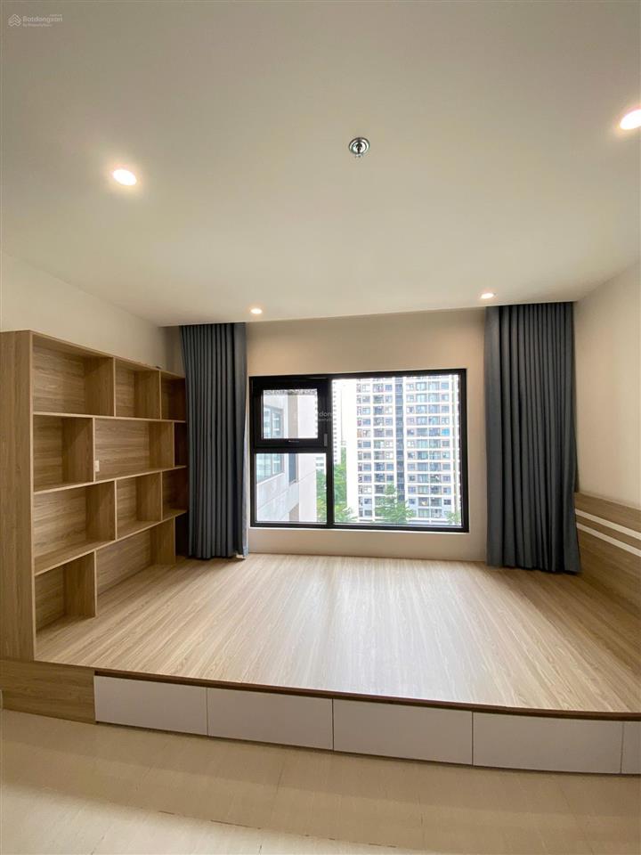 Chính chủ bán studio origami 35m2  view hồ bơi  sổ sẵn công chứng