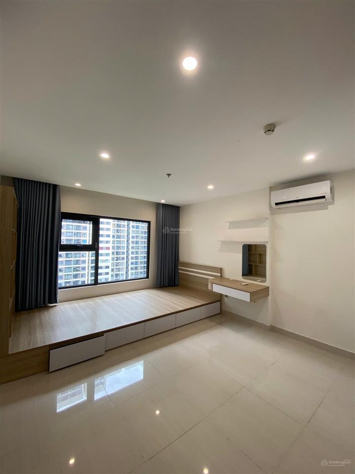 Chính chủ bán studio origami 35m2  view hồ bơi  sổ sẵn công chứng