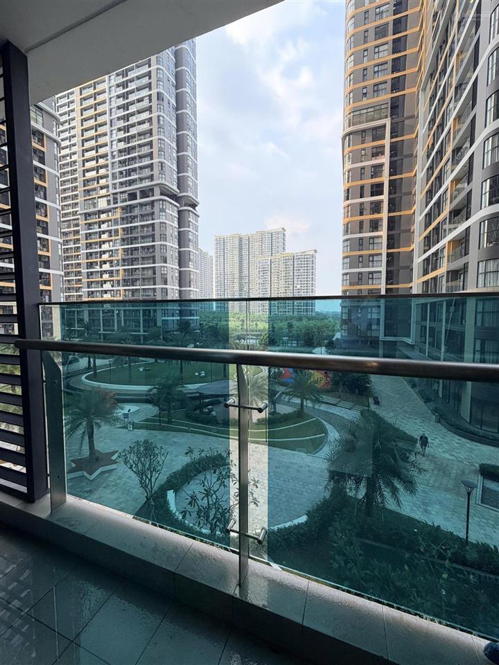 Chính chủ bán căn hộ beverly be1 vinhomes grand park
