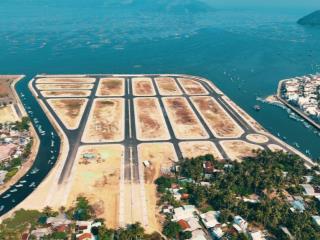 Nhà ở chia lô 1 tầng ven biển cách biển 300m, nhiều tiện nghi cho hộ gia đình ở và kinh doanh