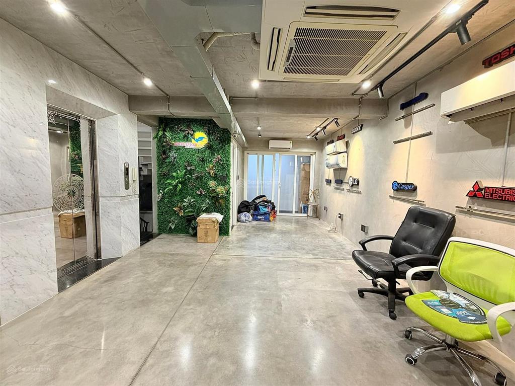 Biệt thự phú nhuận  7 tầng, thang máy có hầm  đường 12m  hồ văn huê  124m2 ngang 7,1m  39,99tỷ