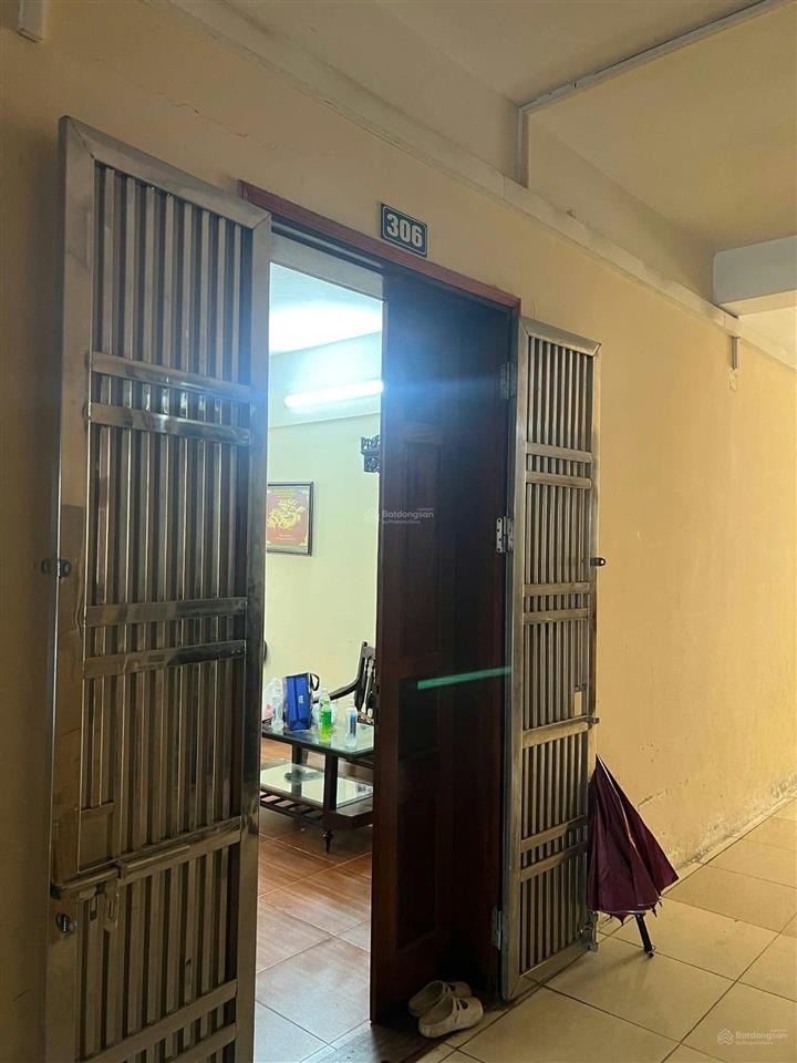 Bán chung cư 212 học viện kỹ thuật quân sự tòa n8306.  0987 625 ***