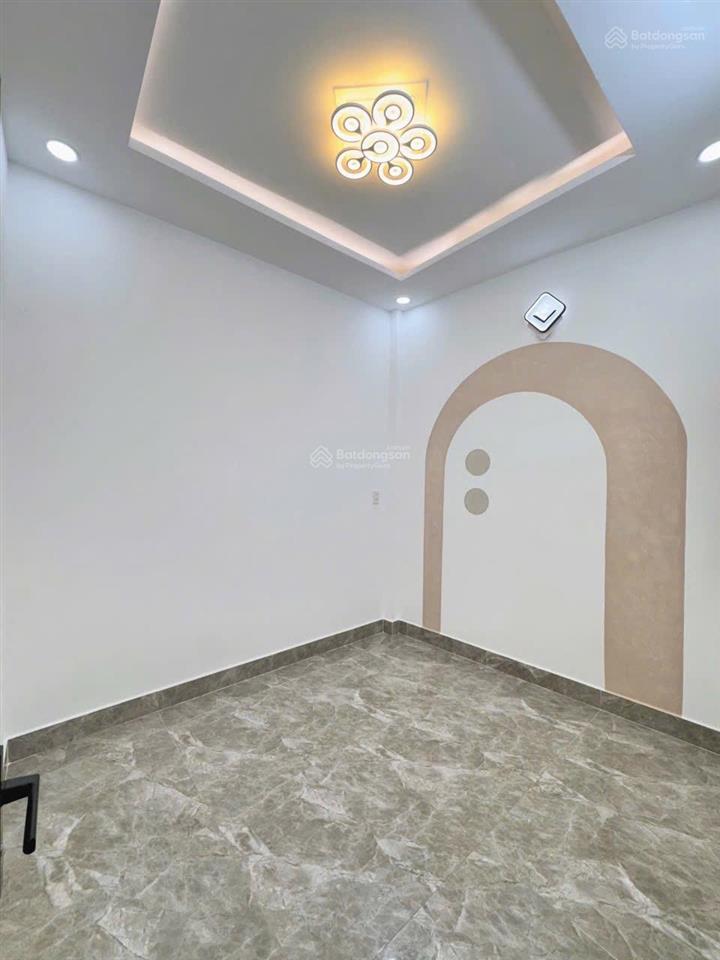 Bán nhà dương đình cúc 32m2. giá 1 tỷ 450 tr