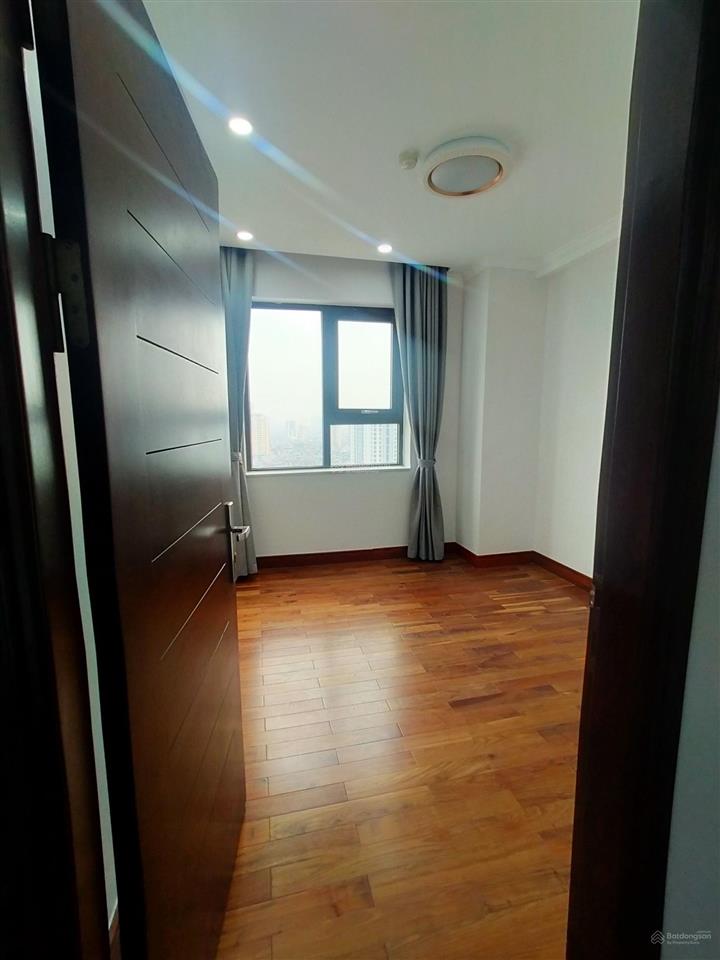 Chính chủ bán nhanh căn hộ 112,7 m2, 3 ngủ +1, toà chung cư lilama 124 minh khai, hai bà, hà nội