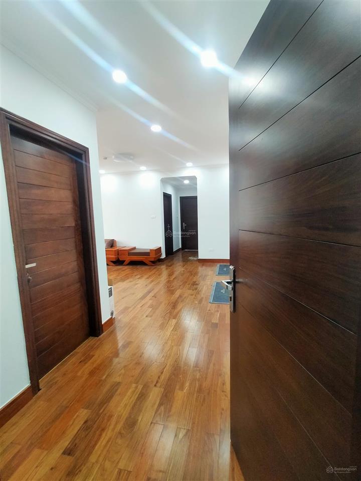 Chính chủ bán nhanh căn hộ 112,7 m2, 3 ngủ +1, toà chung cư lilama 124 minh khai, hai bà, hà nội