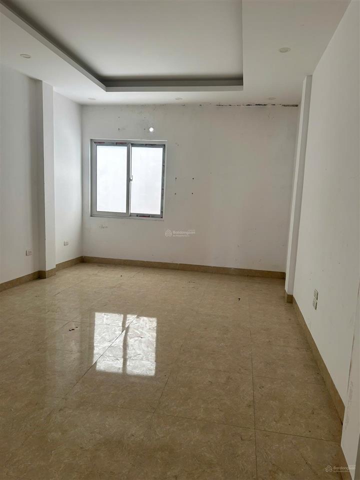 Vip nhà phố đại la hai bà trưng 75m2 5 tầng vỉa hè rộng, kinh doanh đa dạng, nhận diện thương hiệu