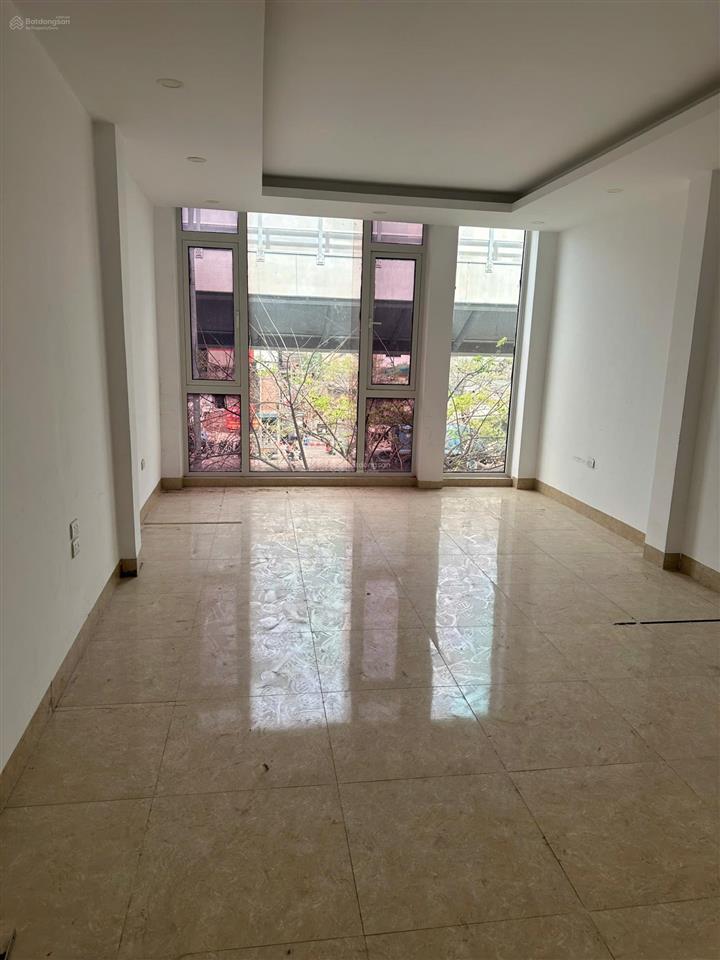 Vip nhà phố đại la hai bà trưng 75m2 5 tầng vỉa hè rộng, kinh doanh đa dạng, nhận diện thương hiệu