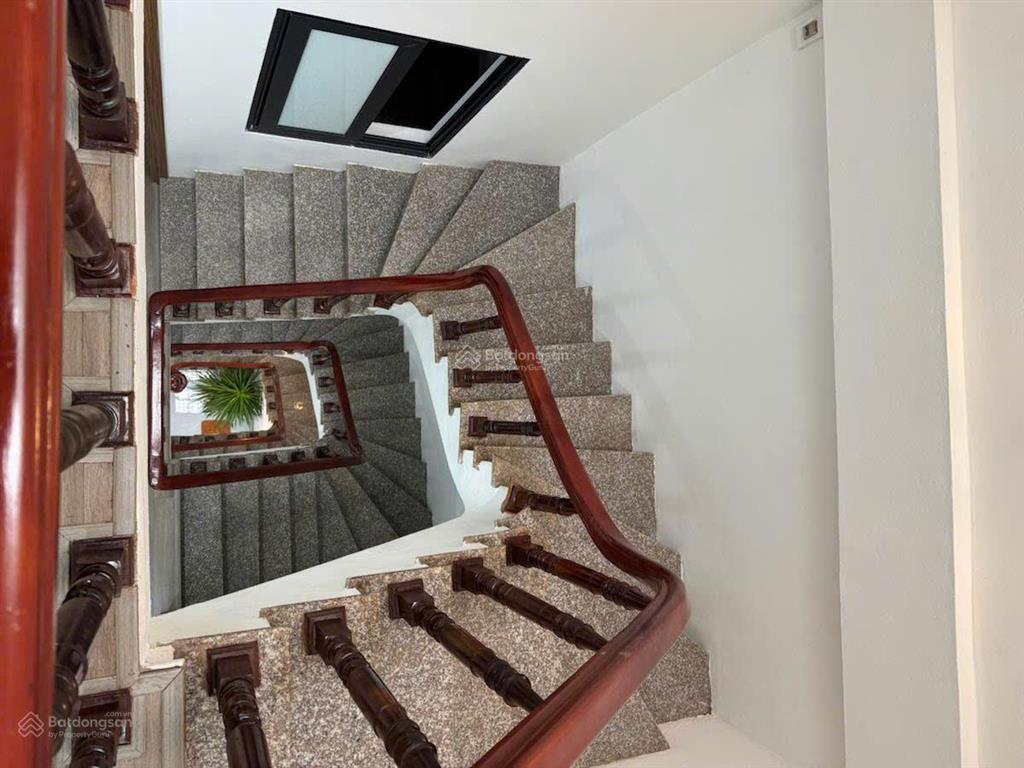 Khách cần nhà đẹp tại lê quang đạo, phú đô 5 tầng, full nội thất cao cấp, sổ sẵn. giá 7.9 tỷ tl