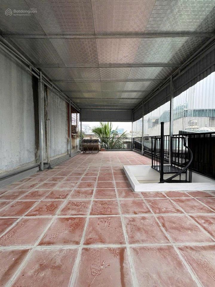 Giảm gần 2,3 tỷ nhà trương định, hoàng mai 57m² x 5 tầng mt 5m ngõ rộng, ô tô vào nhà,cách phố 100m