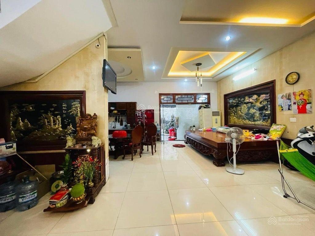 Biệt thự 3 tầng, 8x22m, 15. x tỷ, gần nguyễn sơn, bhh  a, bình tân