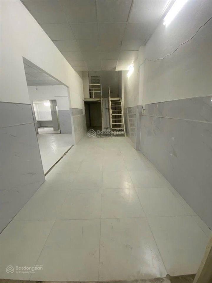 Nhà cũ 8x16m, hẻm 6m thông, 8.x tỷ, đường số 2, bình tân
