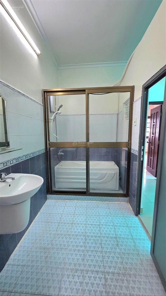 Mặt tiền hoàng xuân nhị, tân phú, 4 tầng, 5x20m, nhỉnh 12 tỷ.