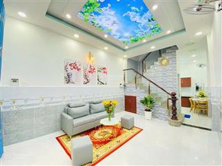 Nhà 53m2(4x13m), 2 tầng. 3pn. đường phạm văn chiêu, p16, gò vấp. chỉ 5tỷ2.
gần nhà văn hoá thể thao