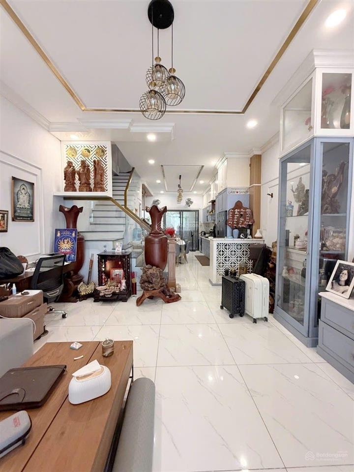 Nhà đẹp 77m2. nở hậu. 2 tầng. trung tâm gò vấp. đường lê đức thọ, phường an hội đông. chỉ 7,2 tỷ.
