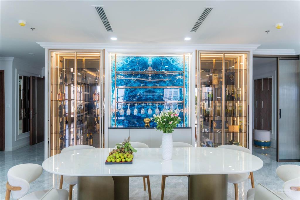 Bán cc 238m2, 4pn, full nội thất nhập khẩu tại capital elite, phạm hùng, 38 tỷ