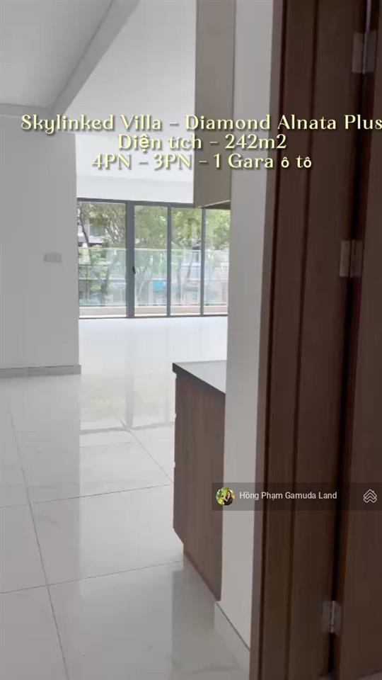 Chuyển nhượng p2.2.01 skylinked villa  căn góc 242m2  4pn3wc  xem nhà 24/7