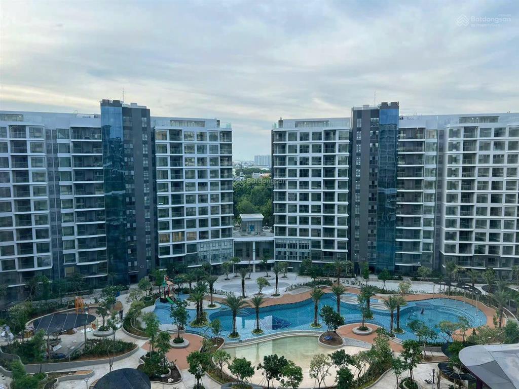 Diamond centery 3pn3wc  ban công dài 6m  view công viên 16ha  giá tốt thị trường 10.5tỷ
