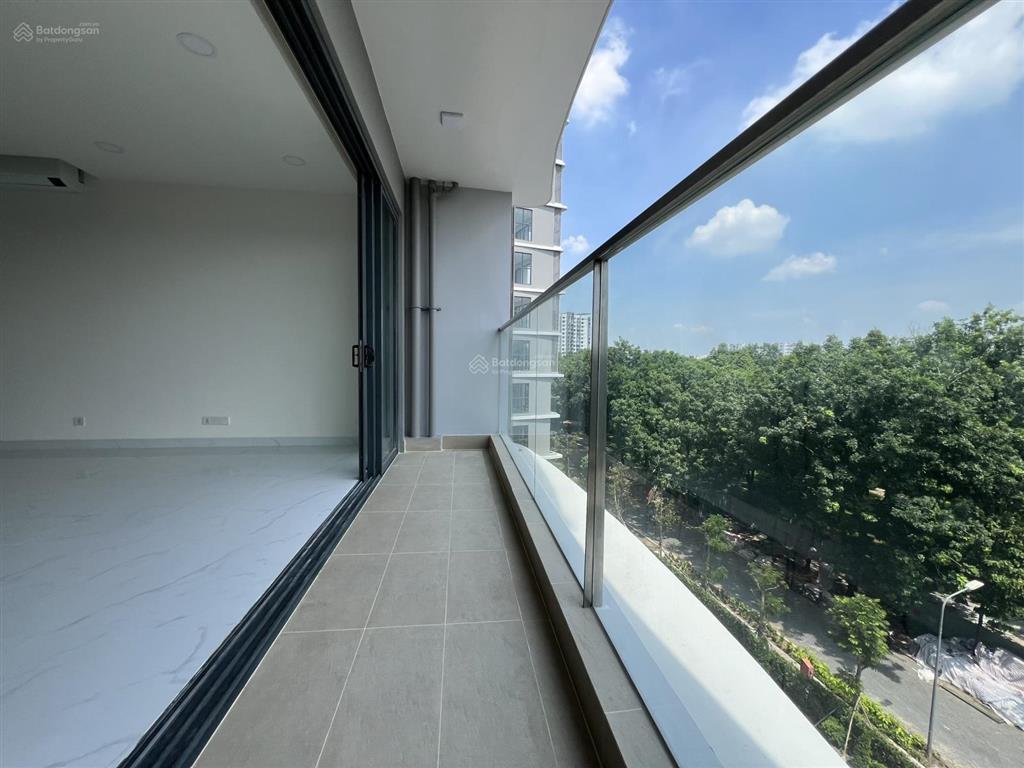 Diamond centery 3pn3wc  ban công dài 6m  view công viên 16ha  giá tốt thị trường 10.5tỷ