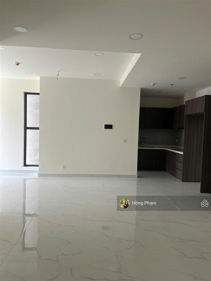2pn căn góc  96m2 diamond centery  trả chậm 3 năm  giá 8.7tỷ  có ô đậu xe định danh kèm