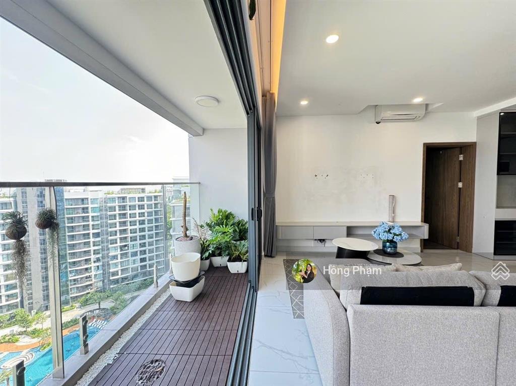 Full nội thất sang trọng, mới như hình  cho thuê 25tr/tháng 3pn2wc 117m2  ban công 6m dài thoáng