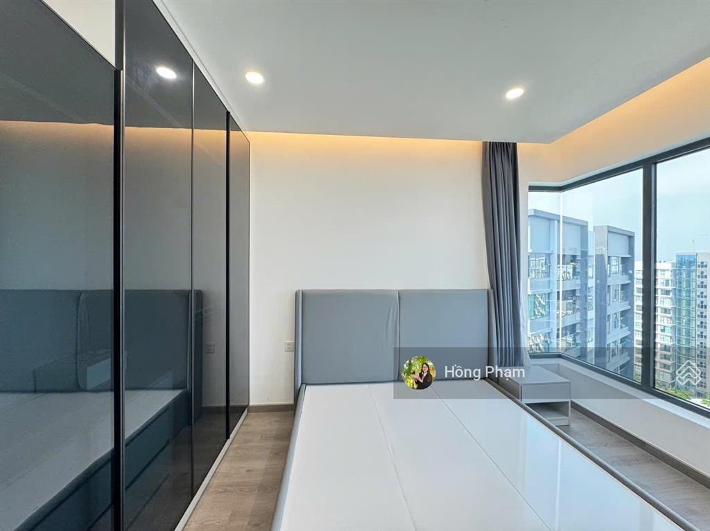 Full nội thất sang trọng, mới như hình  cho thuê 25tr/tháng 3pn2wc 117m2  ban công 6m dài thoáng
