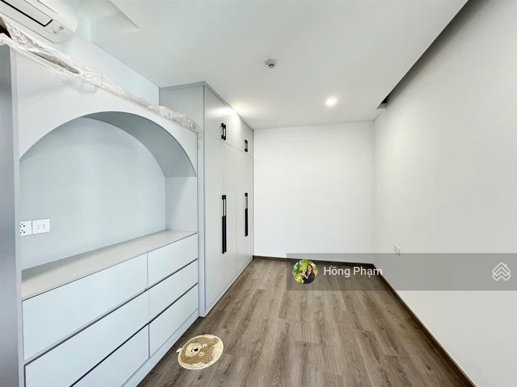 Full nội thất sang trọng, mới như hình  cho thuê 25tr/tháng 3pn2wc 117m2  ban công 6m dài thoáng