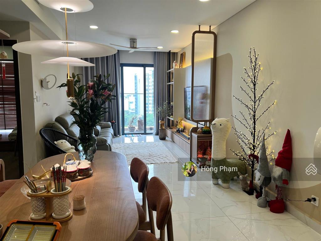 2 ngủ brilliant  diện tích 96m2  giá allin 7.8 tỷ  tầng cao, view hồ sinh thái mát mẻ