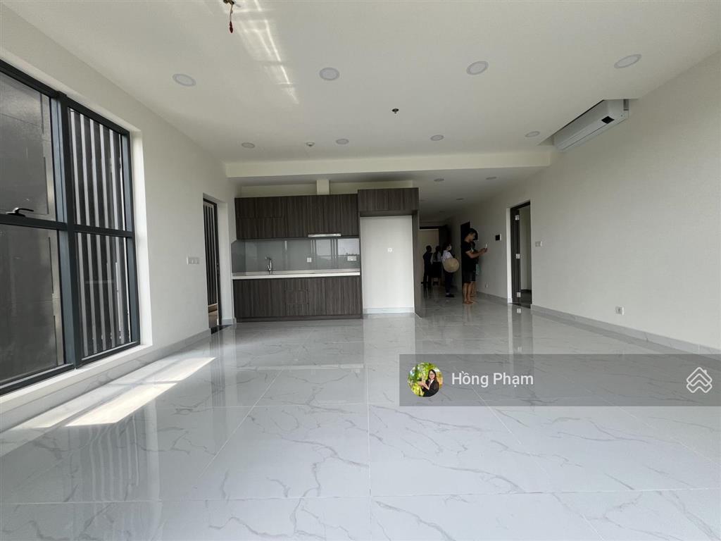 Trả chậm 3 năm 10,580 tỷ  căn góc 3pn 3wc diamond centery  dt 121m2  ban công dài 6m