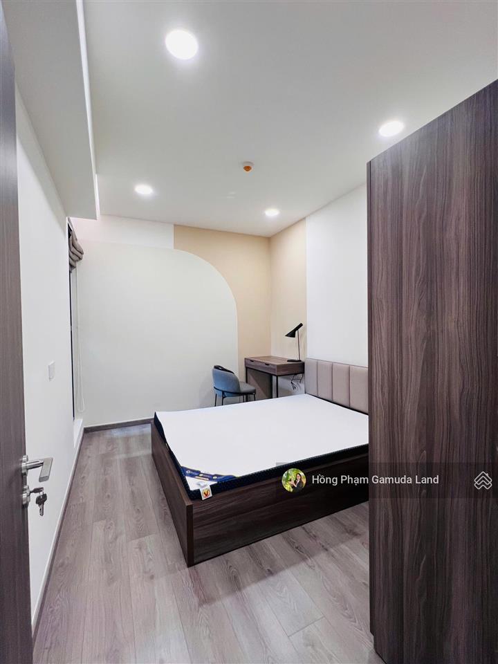 3pn3wc diamond centery 120,7m2  full nội thất như hình  giá 24tr/tháng  có ô xe định danh