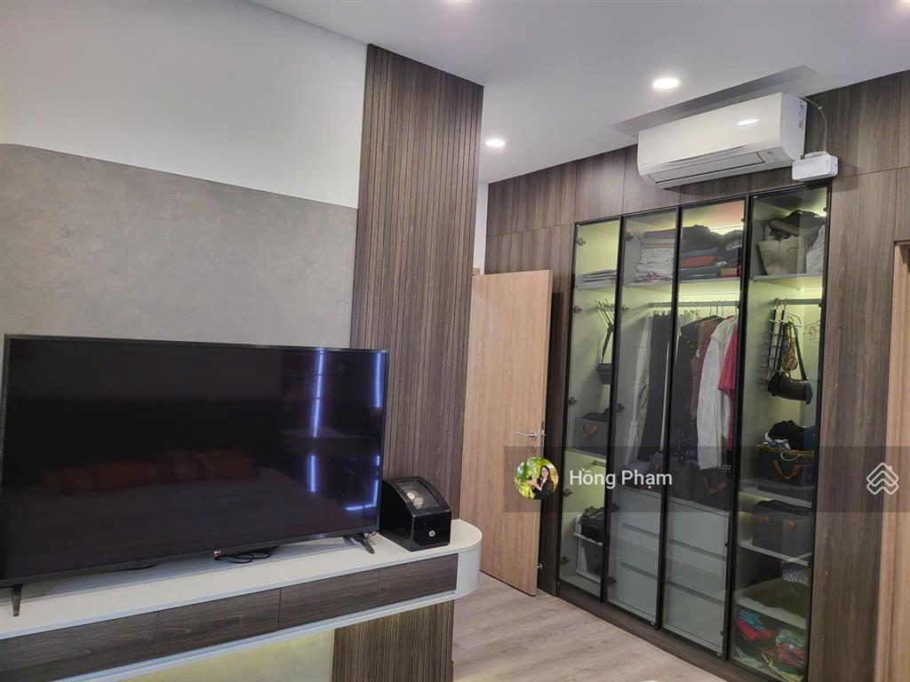 Diamond alnata  3pn2wc  dt 107m2  giá bán 9,1 tỷ + có ô xe định danh  view đại lộ shophouse