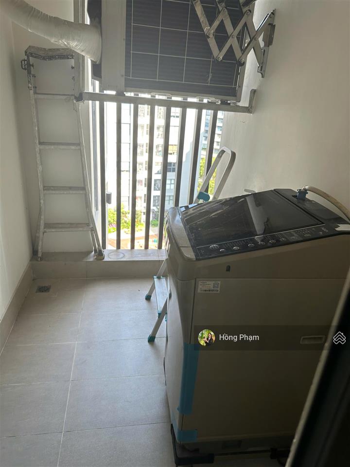 2pn2wc diamond centery  dt 96m2 giá (102%) 8,25 tỷ (t.toán giãn)  hướng đông nam, full nội thất