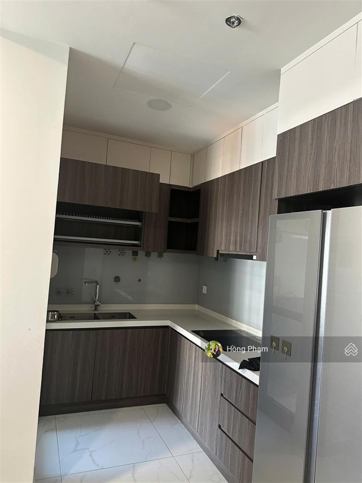 2pn2wc diamond centery  dt 96m2 giá (102%) 8,25 tỷ (t.toán giãn)  hướng đông nam, full nội thất