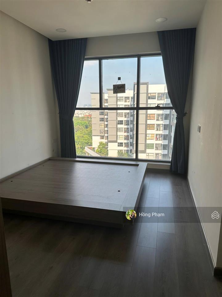 2pn2wc diamond centery  dt 96m2 giá (102%) 8,25 tỷ (t.toán giãn)  hướng đông nam, full nội thất