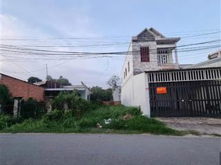 Đầu năm em mới nhận 1 lô giá tốt ngay tại đường 89, tân phú trung, củ chi, có dt 140m2, giá 850tr