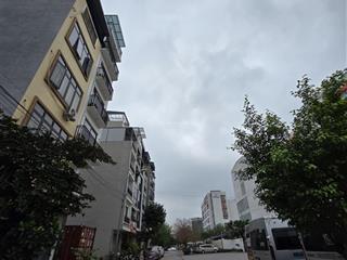 Đất cầu diễn phân lô, vỉa hè, ô tô tránh 79m, mt 6m, giá 17 tỷ 9