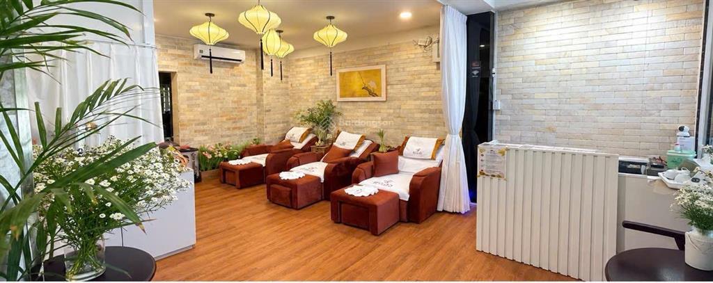 Cho thuê trệt+lửng của toà văn phòng mặt tiền đường lê văn thiêm, sát bên chung cư skygarden,pmh,q7