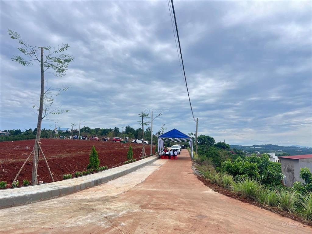 Đất nền view săn mây sổ hồng riêng sẵn thổ cư từ 580 triệu 300m² tân hà lâm hà lâm đồng