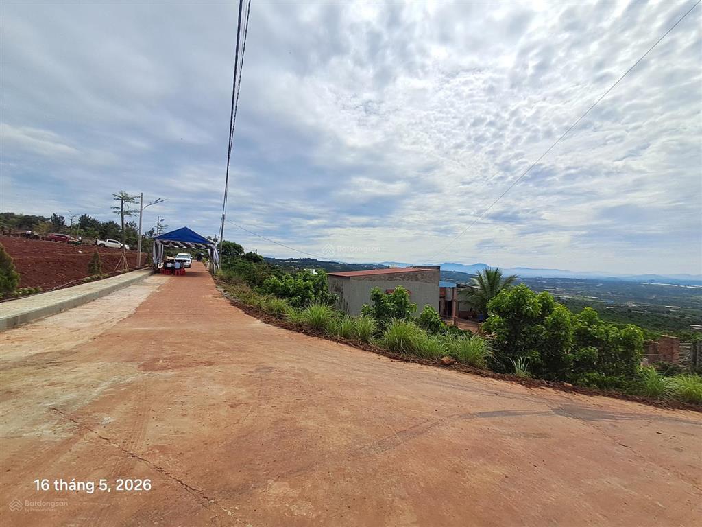Đất nền view săn mây sổ hồng riêng sẵn thổ cư từ 580 triệu 300m² tân hà lâm hà lâm đồng