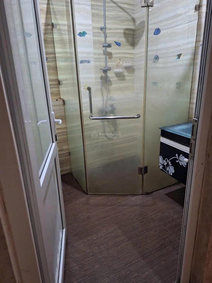 Chính chủ cho thuê nhà nguyên căn hoàng quốc việt, 55m2x5 tầng, 2 mặt thoáng, ngõ ô tô tránh