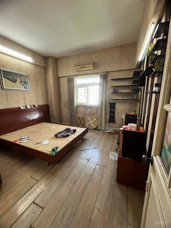 Căn hộ rộng rãi, vị trí ngay gần hồ linh đàm, tòa ct4ax2 linh đàm, 83m2, giá 4,380 tỷ, sổ lâu dài
