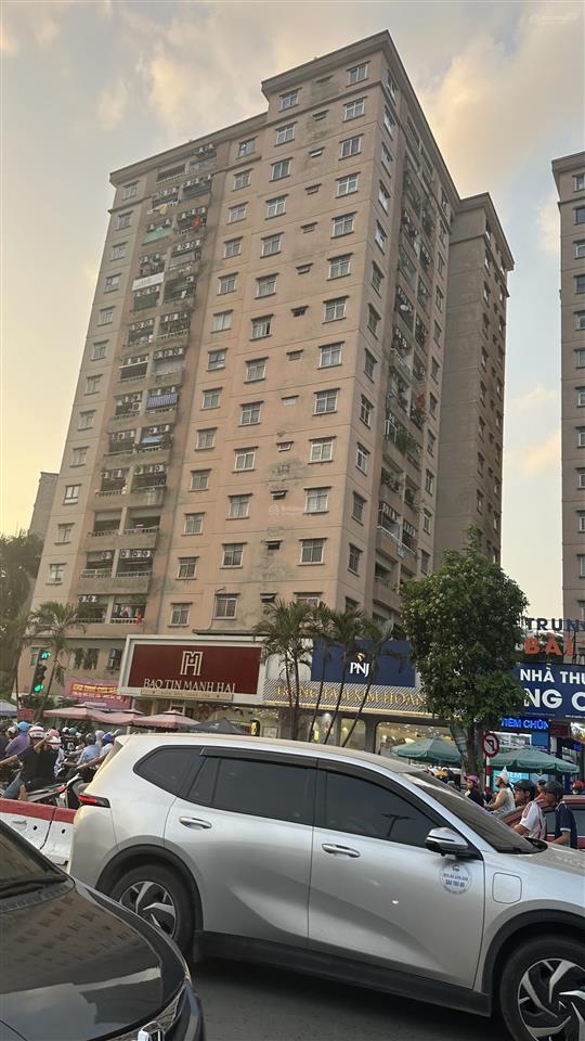 Bán căn hộ 3pn, 2vs tại ct4a1 bắc linh đàm, 5,7 tỷ, 140m2, giá ưu đãi đẹp, nhiều tiện ích