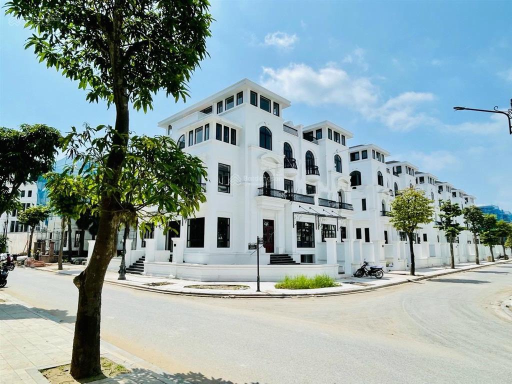Bán gấp căn biệt thự louis city hoàng mai, vị trí đẹp, giá đầu tư