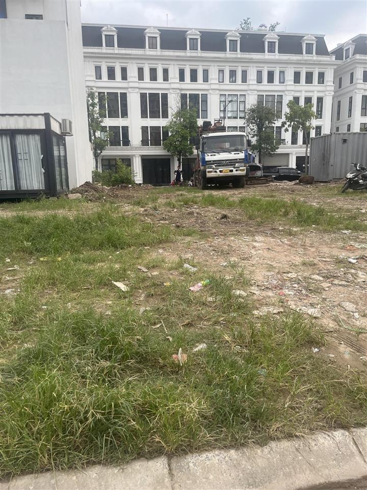 Bán đất tại khu di dân đền lừ iii, 31 tỷ, 105m2, mặt tiền 7,8m đường to vị trí đẹp