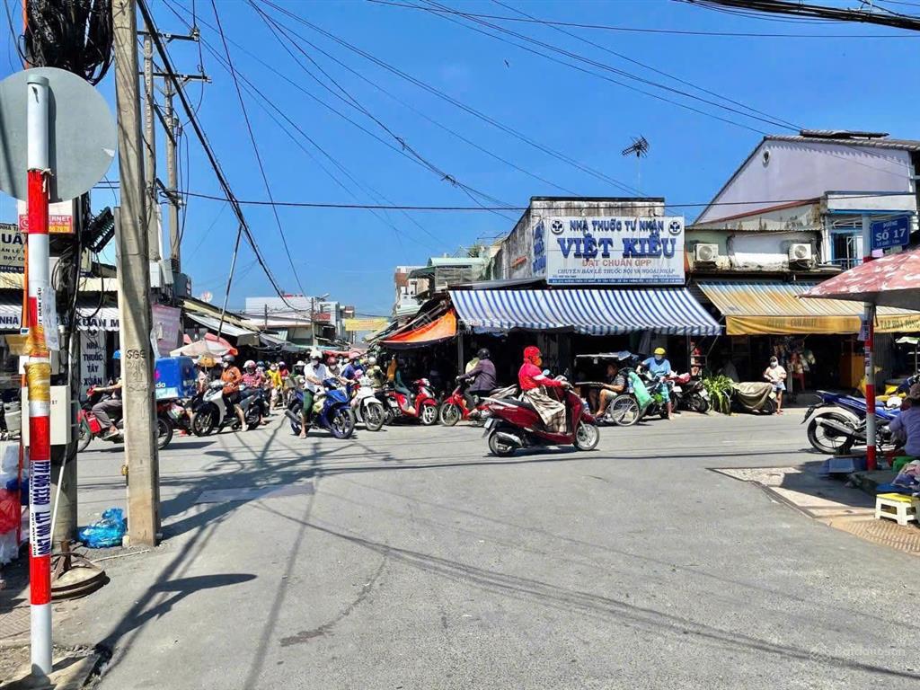 Cách chợ việt kiều 300m em bán lô đất 173m2, giá 650tr. sổ hồng riêng