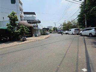 Bán khách sạn mặt tiền thu nhập 100 triệu/ tháng, gần nguyễn duy trinh, nguyễn thị định