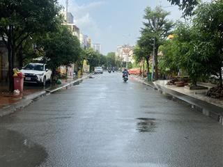 Mặt tiền tạ hiện, khu vực đảo kim cương quận 2, ngang 7m