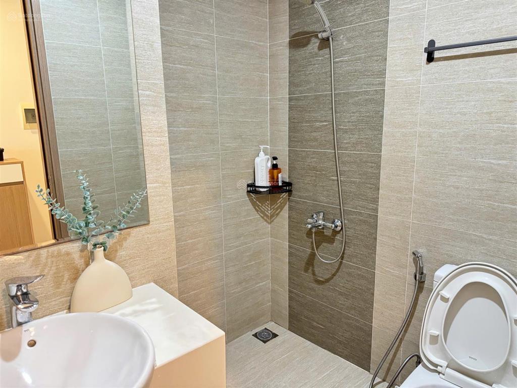 Chính chủ cho thuê căn hộ 2pn + 2vs  vinhomes grand park  full nội thất  giá tốt 9 triệu/tháng