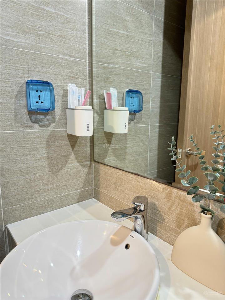 Chính chủ cho thuê căn hộ 2pn + 2vs  vinhomes grand park  full nội thất  giá tốt 9 triệu/tháng