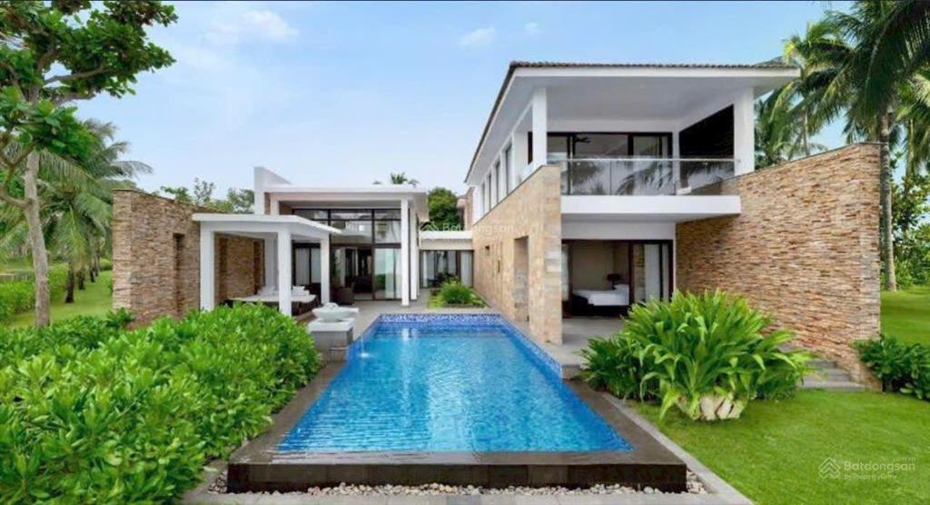 Village trực diện biển sở hữu lâu dài di sản biển dòng tiền 1,3 tỷ/năm